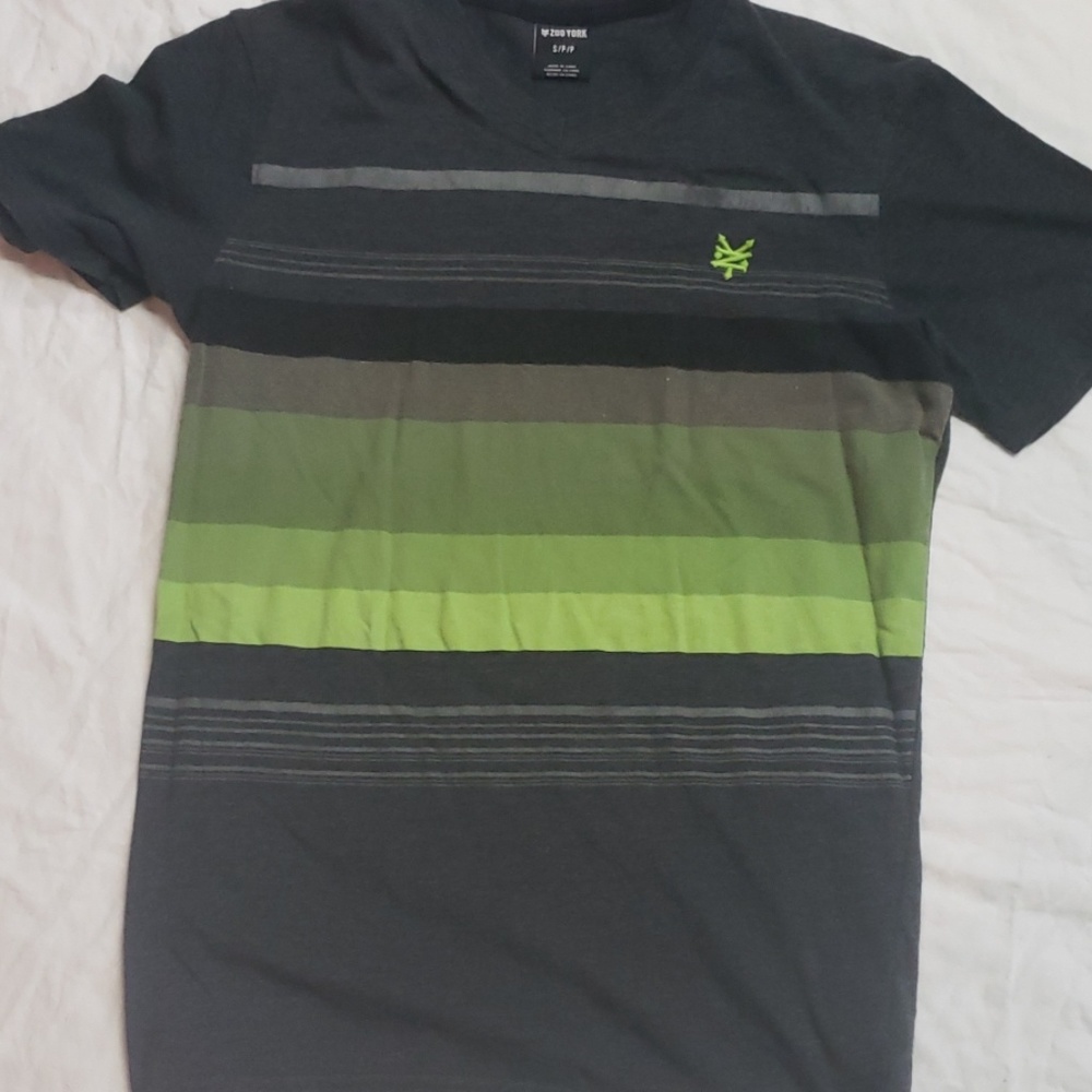 Zoo York tshirt